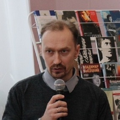 Денис Пелихов